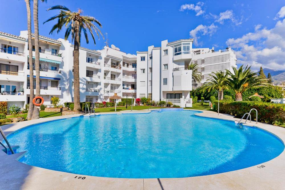 Las Palmeras Nerja Eksteriør bilde